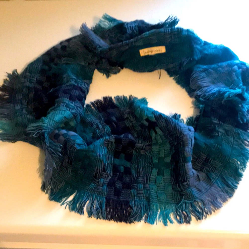 Infinity scarf
